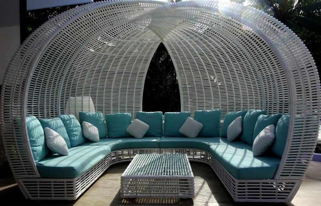 outdoor furniture cleaners Clearwater, ST Pete Beach, Tampa, Wesley Chapel